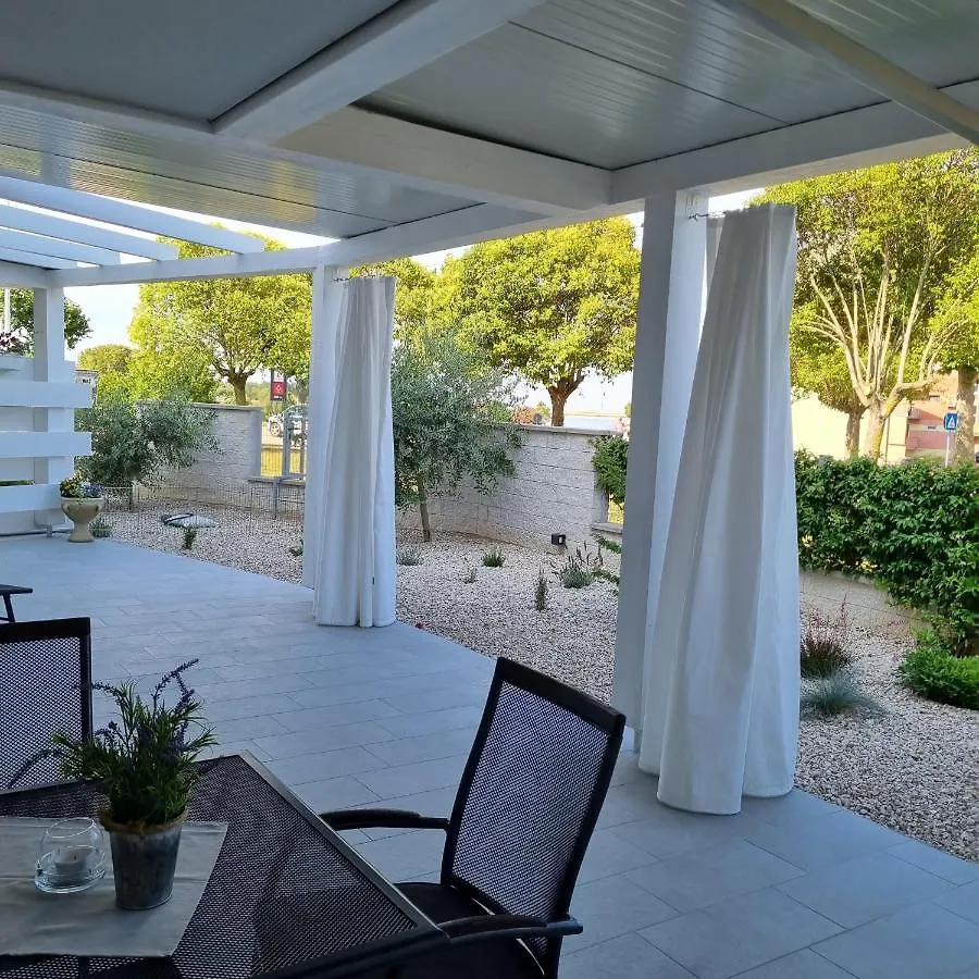 Apartment Apartman Magnolija Umag